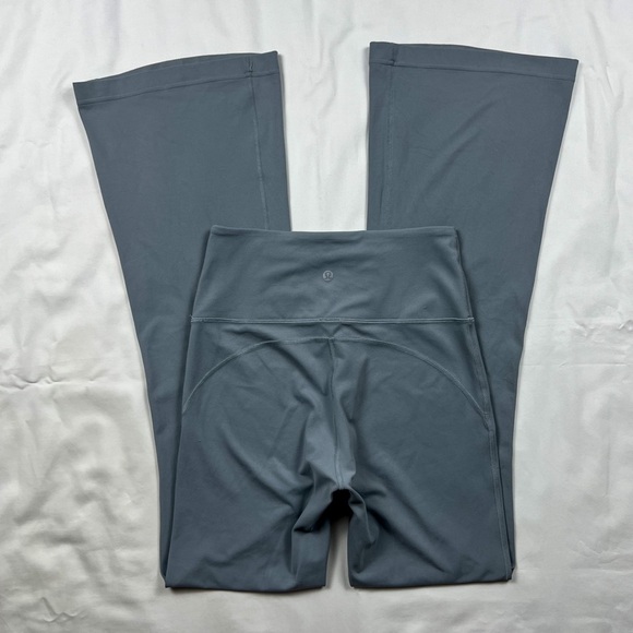 Lululemon Groove Super High Rise Flared Pant - Picture 2 of 7